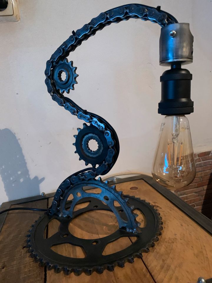 Lampe Triumph No Harley Kettenblatt Kette Kettensatz Ritzel in Saarbrücken