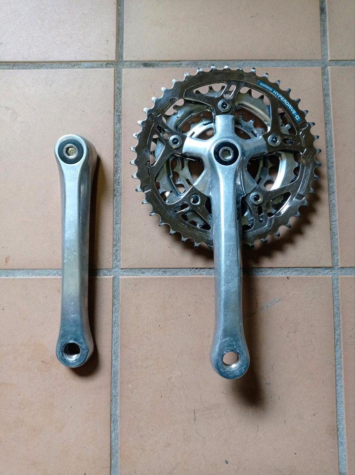 Kurbel Shimano STX / 175mm / 4 Kant / 42-34-24 / FC-MC30 in Münchberg