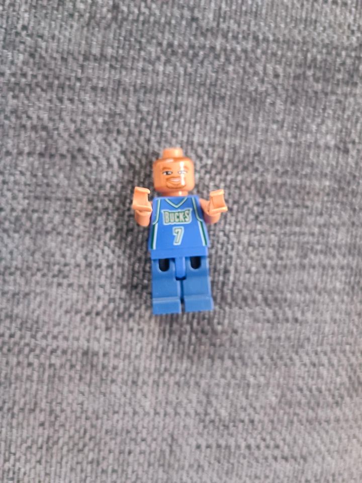 LEGO Basketball Figuren mit Feder Upper Deck in Tübingen