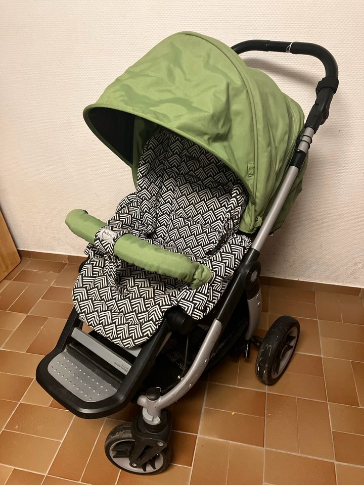 Teutonia Cosmo Spring Green/schwarz Kinderwagen Komplett Set in Ahlen