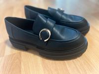 NEU Schuhe Deichmann Black Loafers/Slipper Nordrhein-Westfalen - Hilden Vorschau