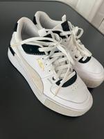 Puma Sneaker weiß Gr. 37 neuwertig Kr. Passau - Passau Vorschau