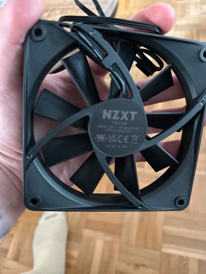 3x neue  NZXT 120mm Gehäuse Lüfter kein RGB in Hagen