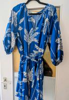 Sommerkleid  mit Palmenprint Neuhausen-Nymphenburg - Neuhausen Vorschau