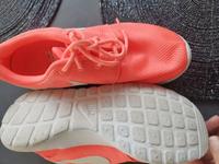 Nike Turnschuhe  Gr. 37,5 Nordrhein-Westfalen - Brühl Vorschau