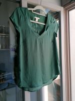 H&M neuwertige Bluse aus Satin mit VAuschnitt 34 grün türkis Bayern - Regensburg Vorschau