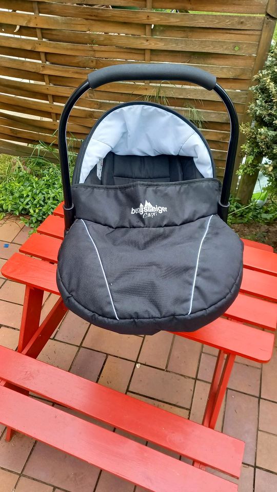 Bergsteiger Capri 3 in 1, Kinderwagen Set in Blankensee