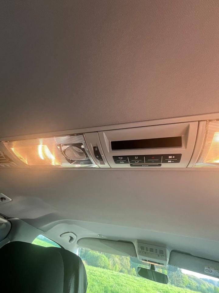 Volkswagen T6 Multivan 204PS 18Zoll AHK LED Standheizung in Kürten