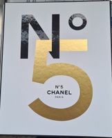 Chanel N° 5 Zweibändige Prachtausgabe in edler Schmuckkassette Kreis Pinneberg - Wedel Vorschau