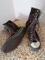 Converse All Star hoch mit Teddyfell gefüttert US 7  EU 40 Hessen - Seligenstadt Vorschau