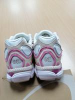 Asics Gel in pink mit 2 schnürsenkel Hessen - Mühlheim am Main Vorschau