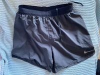 Nike Hose Sporthose Sport schwarz M 38 Gummibund Dri Fit Bayern - Erding Vorschau