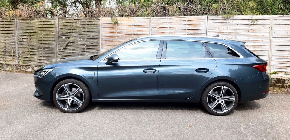 Seat Leon 1.4 Hybrid FR sportstourer in München