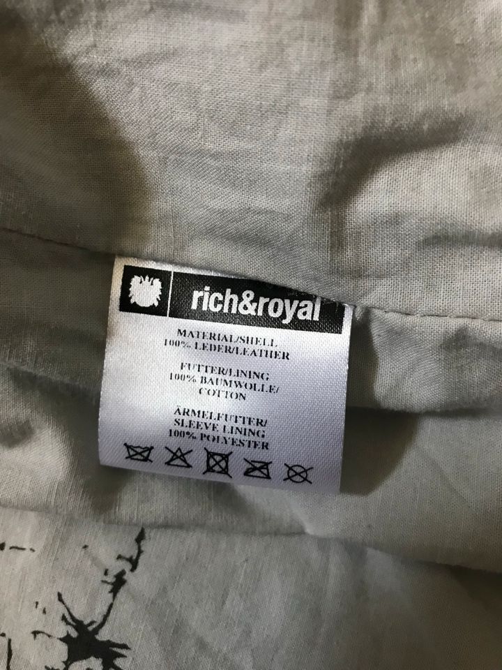 Rich & Royal Lederjacke Größe 34 wie NEU in Oberhausen-Rheinhausen