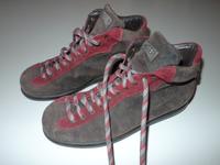 CAMPER - Damenschuhe, Wildleder, Gr. 40, grau/ rot, vintage Mitte - Tiergarten Vorschau