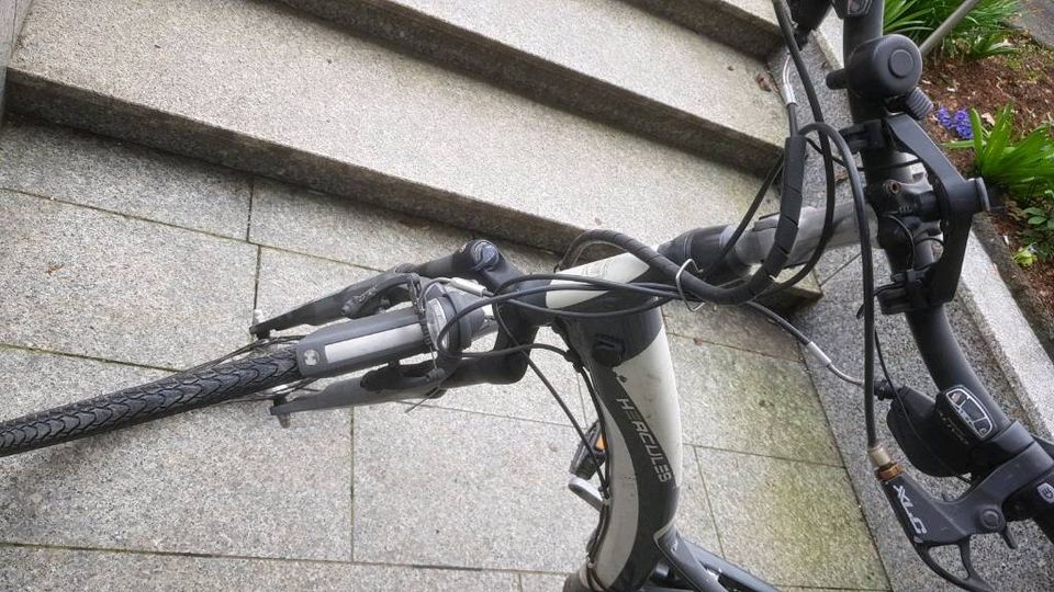 E-Bike Herkules Tiefeinstieg 28 Zoll Hinterradmotor in Leverkusen