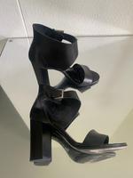 "A Pair" schwarze Ancle Sandalette aus Kopenhagen, Leder Bayern - Starnberg Vorschau