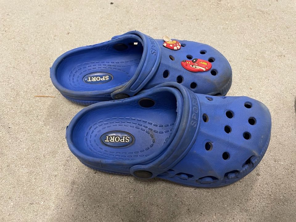 Crocs Kinder Badeschuhe - Größe 26 - Original und Sport - je 4€ in Berlin