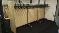 Garderobenwand Garderobenständer fahrbar mit 72 Bügel neuwertig Nordrhein-Westfalen - Straelen Vorschau