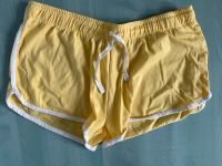 Shorts Gelb Weiß Grösse S kurze hose stoffhose Niedersachsen - Hemmingen Vorschau