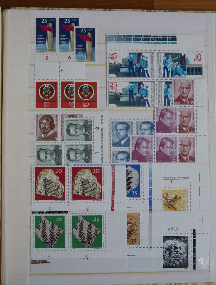 DDR Briefmarkenalbum viele Bogenränder (2/2) in Radebeul