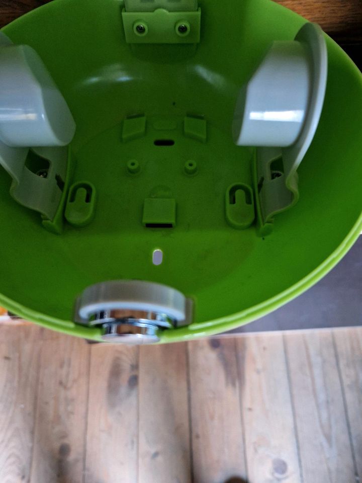 NEU WC Garnitur grün in Rodewisch