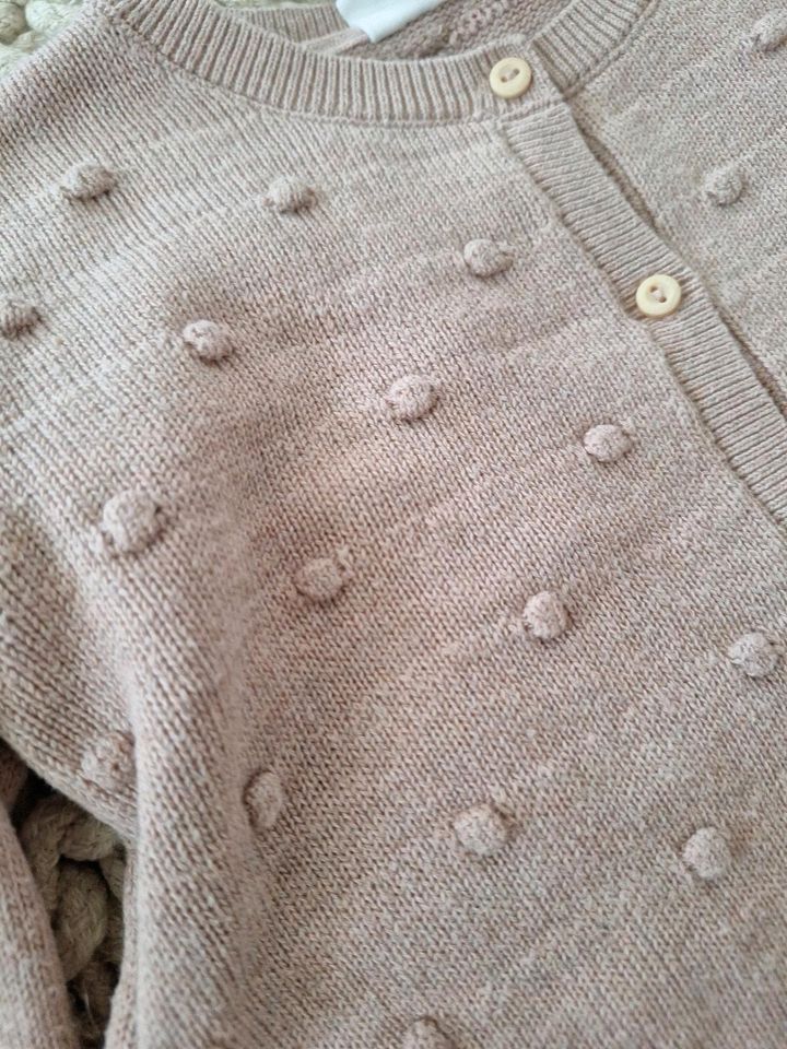 H&M Exclusiv Cardigan neu mit Etikett in Halblech