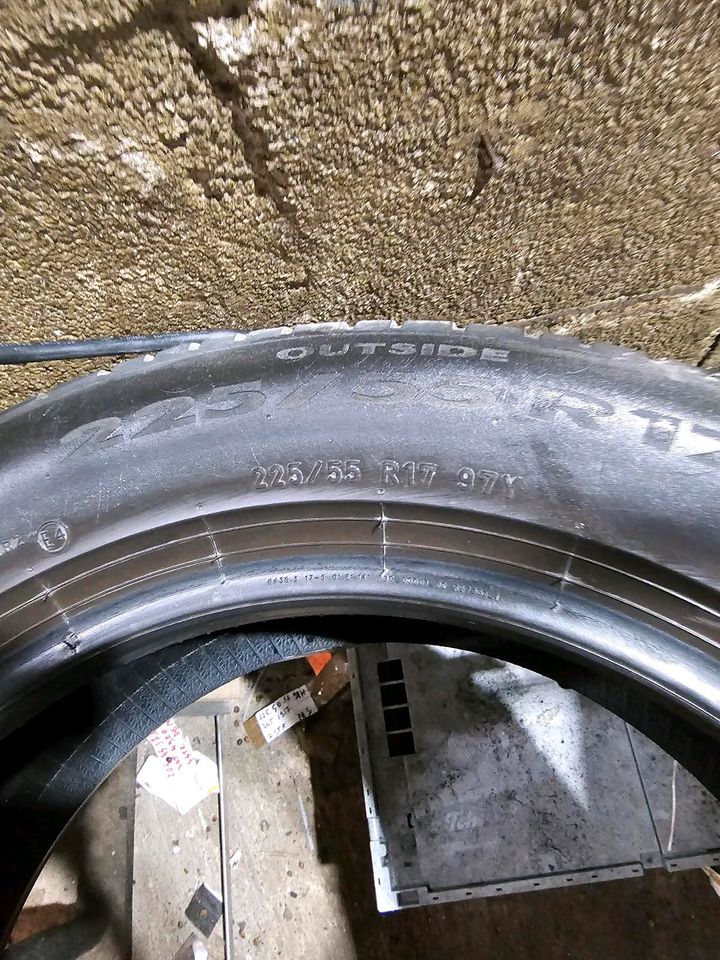 Ich verkaufen  2x  Sommerreifen 225 55 17 Pirelli in Neu-Isenburg