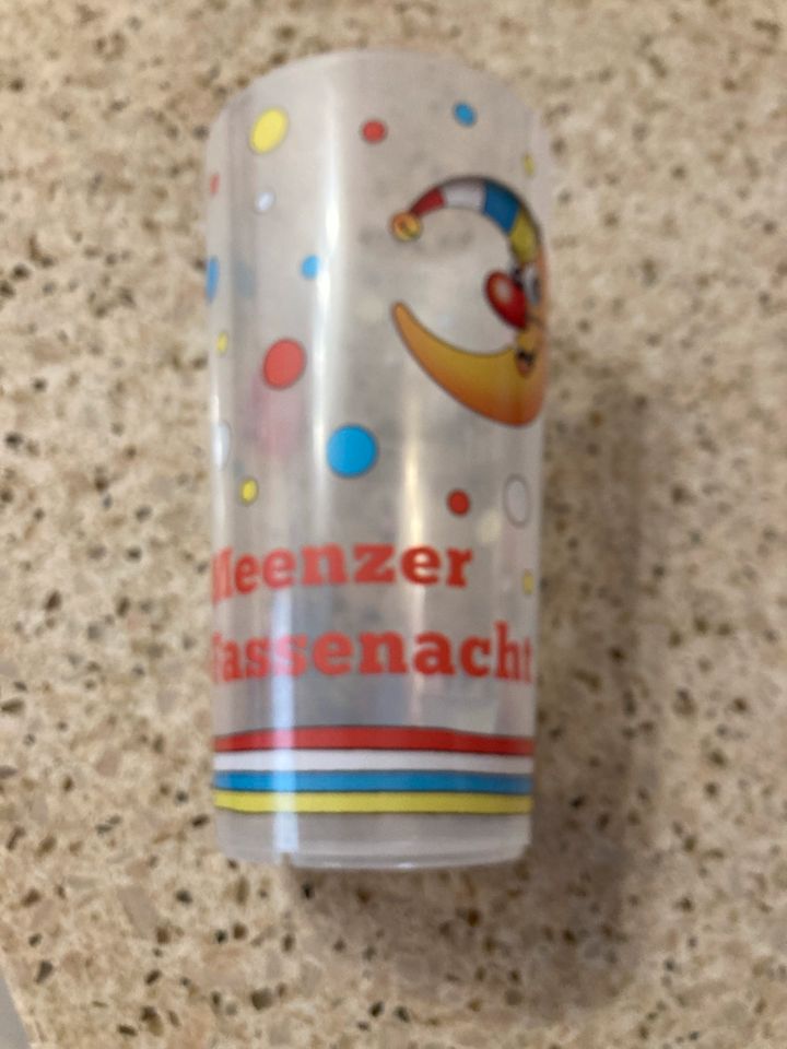 Becher Meenzer Fassenacht in Mandel