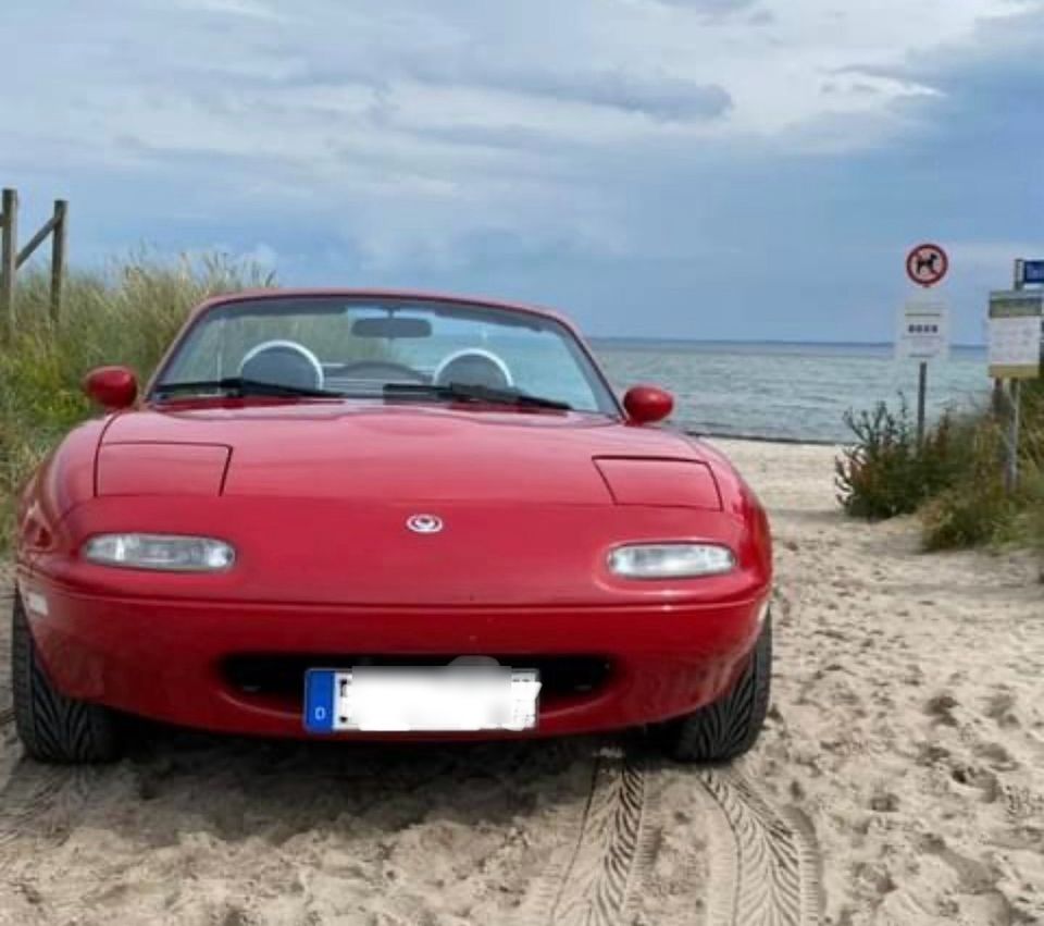 Mazda MX5 NA in Peine