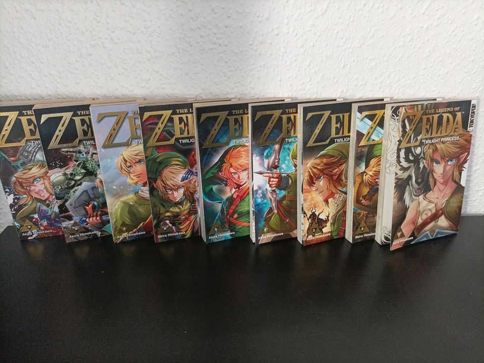 The Legend of Zelda Twilight Princess Manga Band 1-9 in Eschweiler