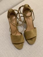 Offene Highheels Berlin - Tempelhof Vorschau