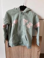 Sweatjacke Jacke Verbaudet Love grün Gr. 104 Rheinland-Pfalz - Nastätten Vorschau