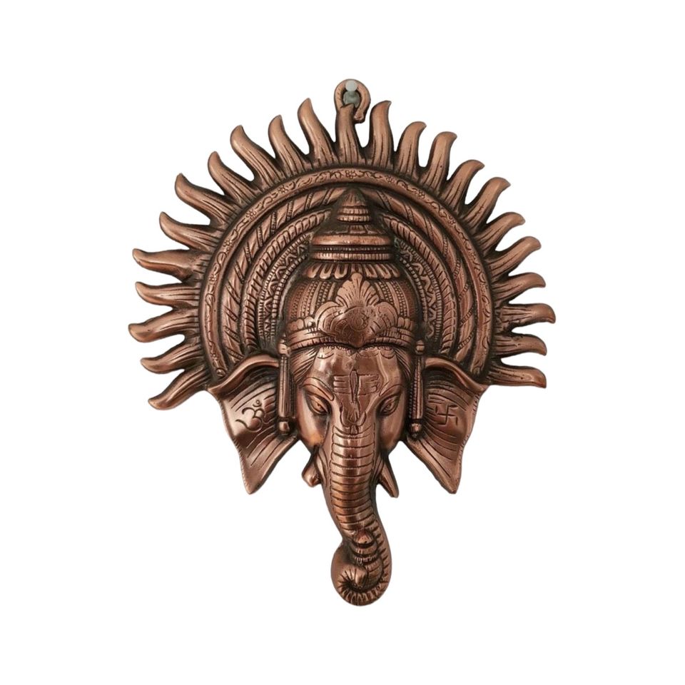 Ganesha Skulptur mit Sonne Wandbehang indische Figur in Weil im Schönbuch