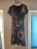 Taifun Kleid Sommerkleid Shirtkleid 38/40 grau-lila Nordrhein-Westfalen - Bad Driburg Vorschau