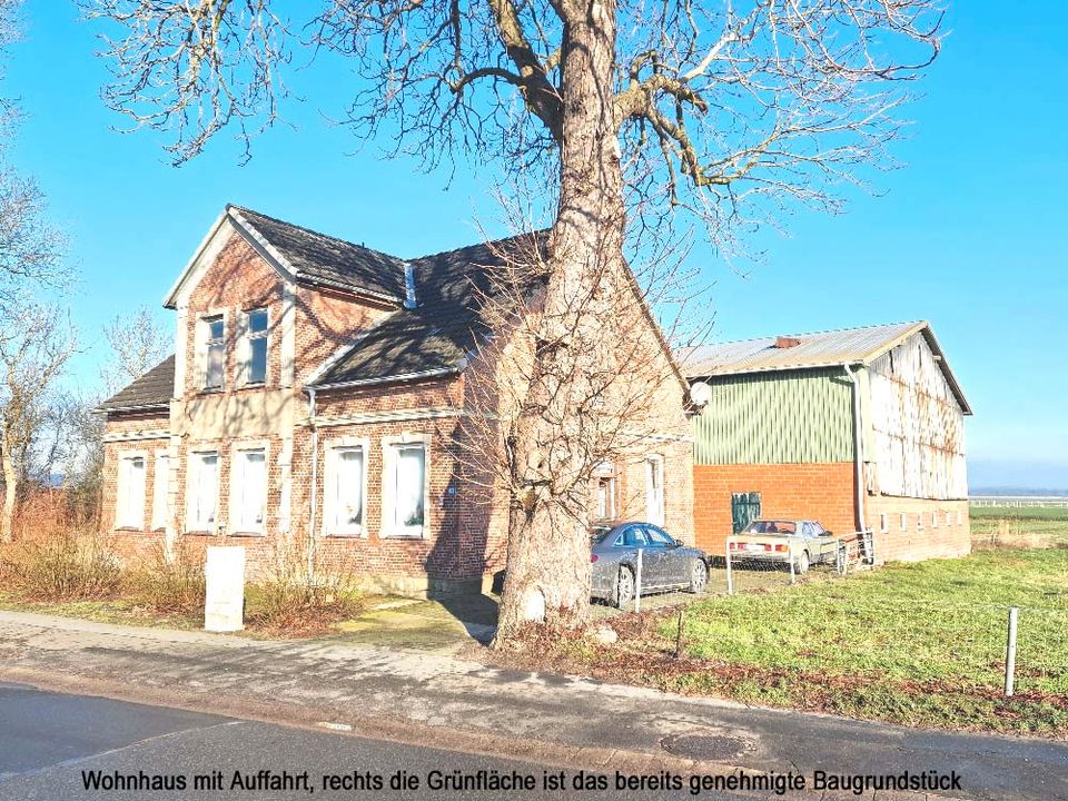 Idyllischer Resthof zum Renoverien mit Wiese am Ortsrand in Averlak