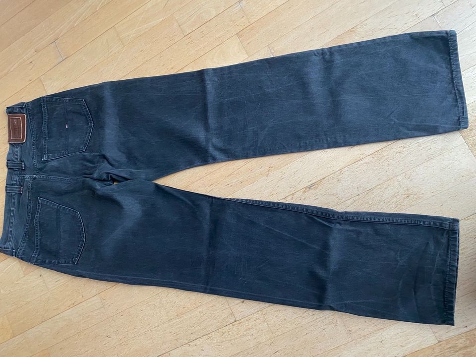 Tommy Hilfiger Herrenjeans W31 L34 in Bernkastel-Kues