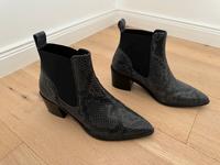 An other A (Görtz) Stiefeletten Grau Muster Gr. 38 KAUM GETRAGEN Nordrhein-Westfalen - Oerlinghausen Vorschau
