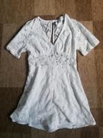 feiner weißer Jumpsuit Bayern - Erding Vorschau