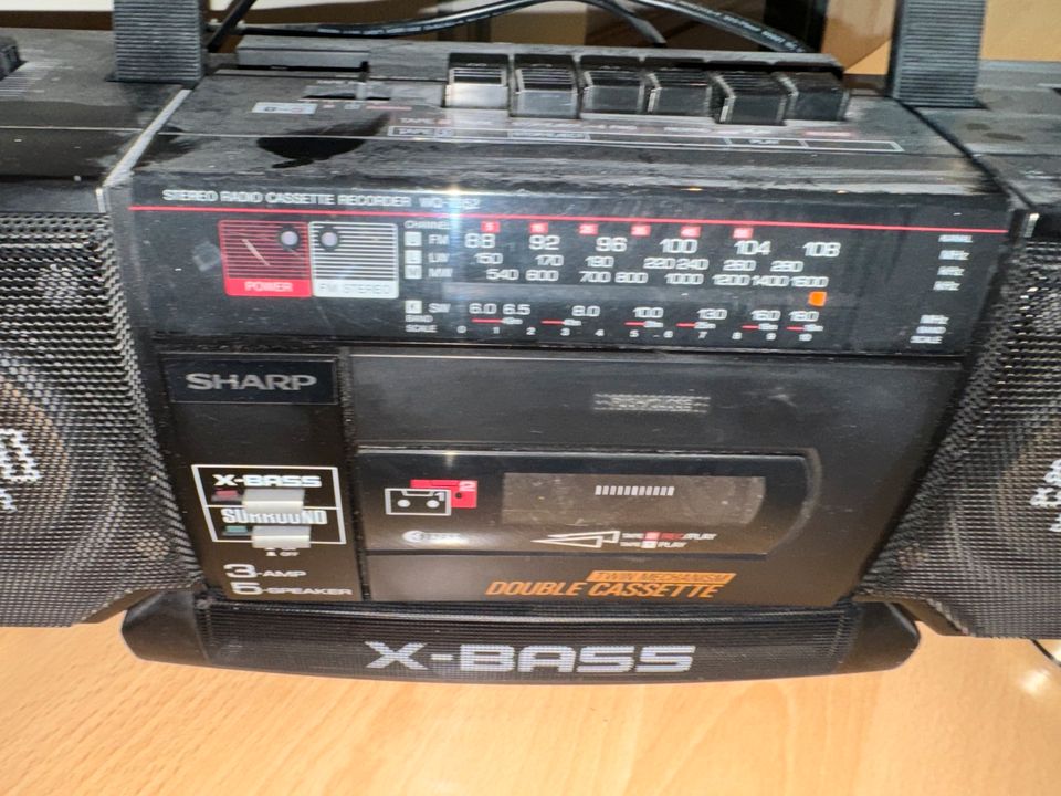 Radio Kassetten Recorder Sharp WQ T352 Ghettoblaster X-bass in Gronau (Westfalen)