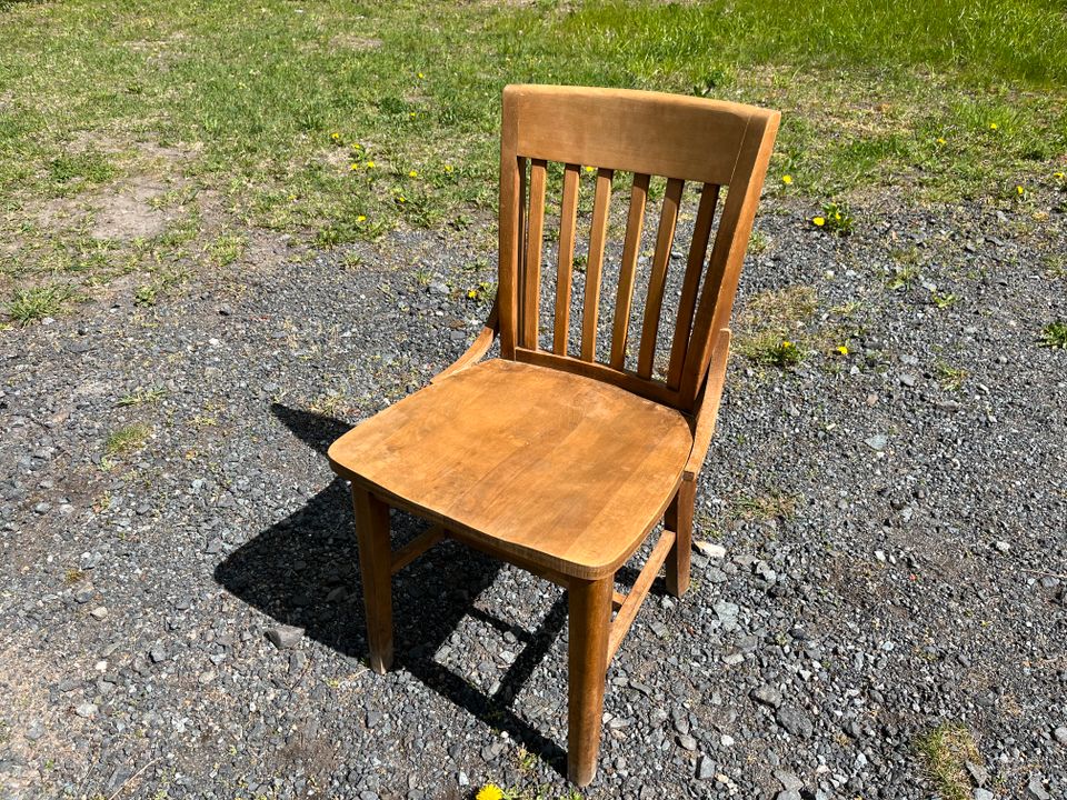 Stühle und Tische aus Restaurant, Holz in Kurort Jonsdorf