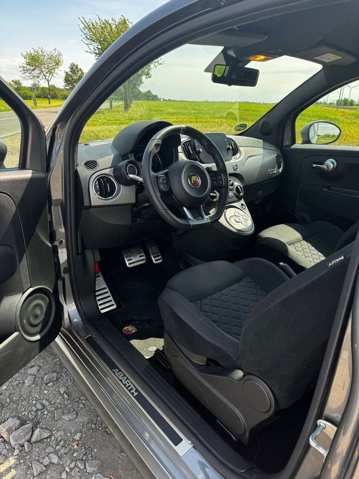Fiat Abarth 500/595 Turismo Automatik 8 Fach bereift in Krostitz