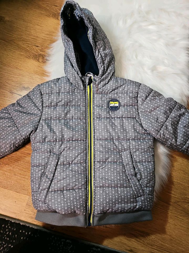 Winterjacke von Kids in Größe 110/116 in Nittendorf 