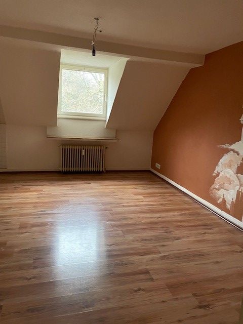 Gemütliche 2 Zimmer Dachgeschosswohnung in Wuppertal