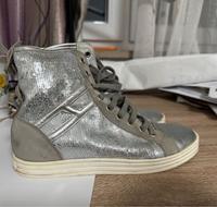Hogan Silberne  Hightop Sneaker, boots , Sneakers GR.38,5 ( 39) München - Milbertshofen - Am Hart Vorschau