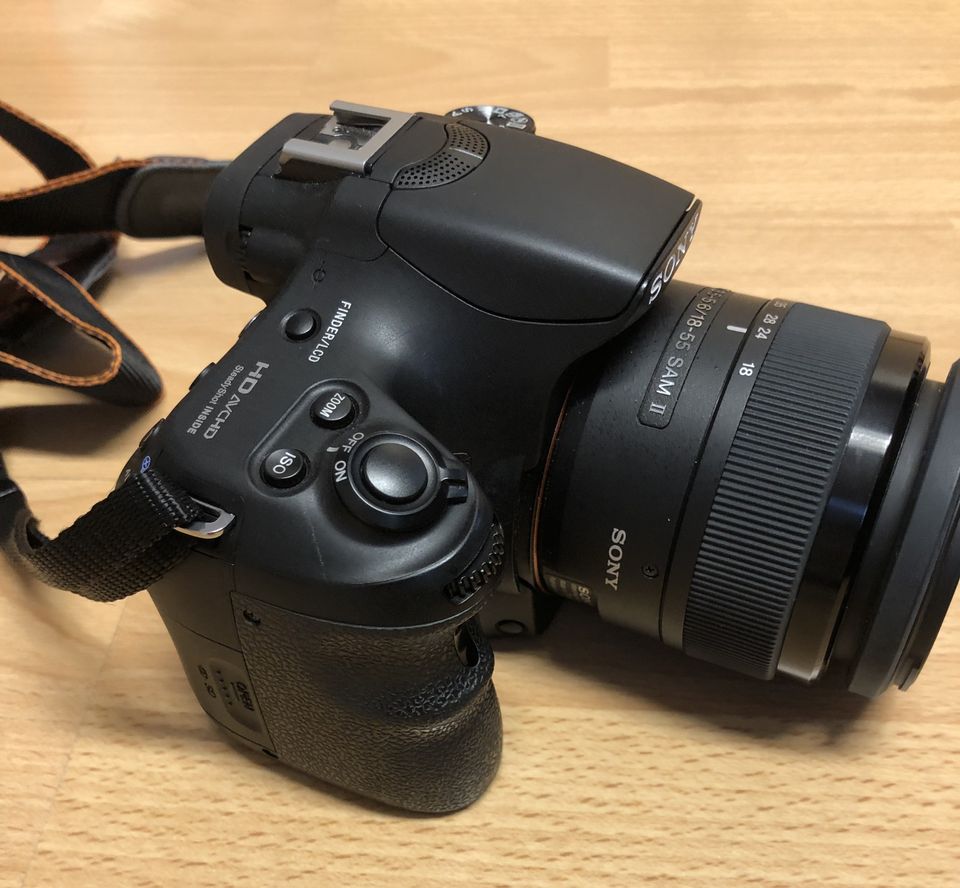 Spiegelreflexkamera Sony Alpha 58, DT (Objektiv) 18-55mm in Aitrach