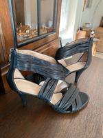 Neue JOOP! Leder-Pumps/Lederschuhe Sandaletten 39.5 Hessen - Biebergemünd Vorschau
