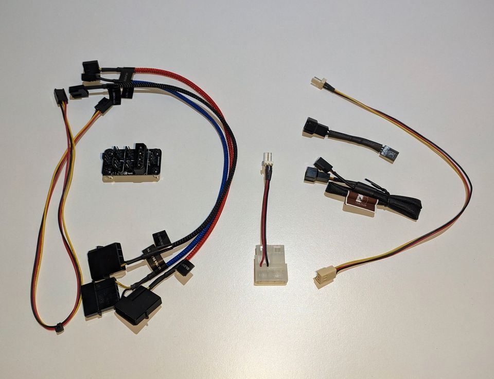 12V 3-Pin Lüfterkabel, Verteiler und Low Noise/Molex Adapter in Hessen -  Aßlar | PC Kabel & Adapter gebraucht kaufen | eBay Kleinanzeigen ist jetzt  Kleinanzeigen