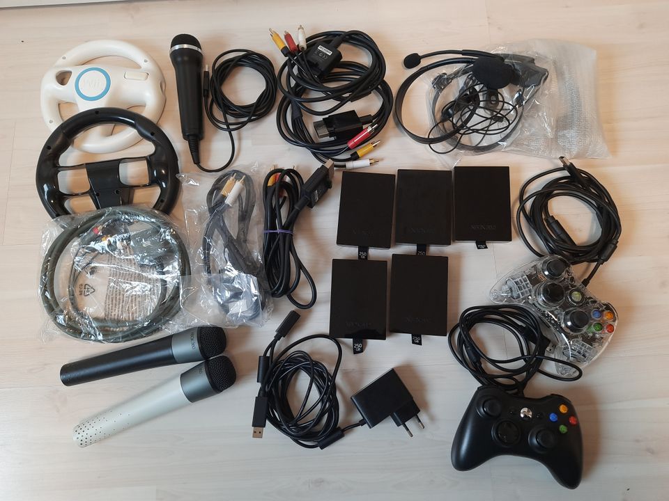 Xbox 360 und Wii Zubehör, Controller, Kabel, Festplatten, Headset in Ansbach