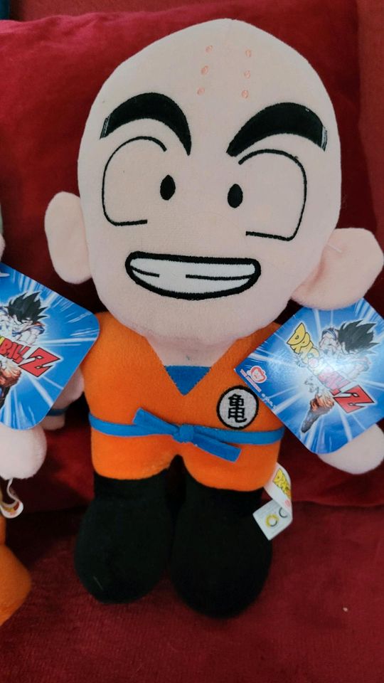 Dragon Ball Bulma und Krillin Figuren Stofftiere Kuscheltiere in Bochum